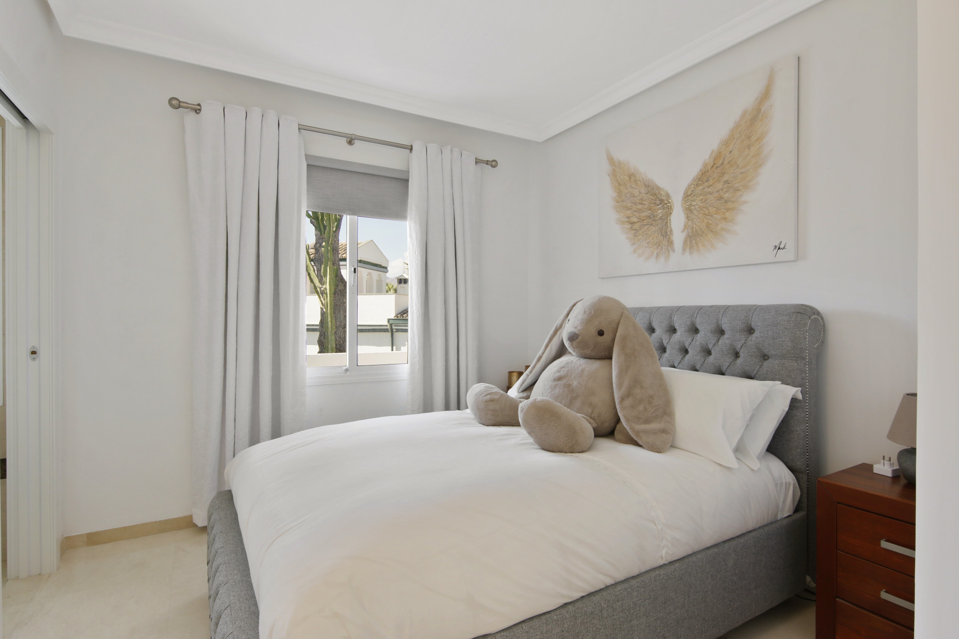 3 Bedroom Penthouse in Estepona - Photo 14