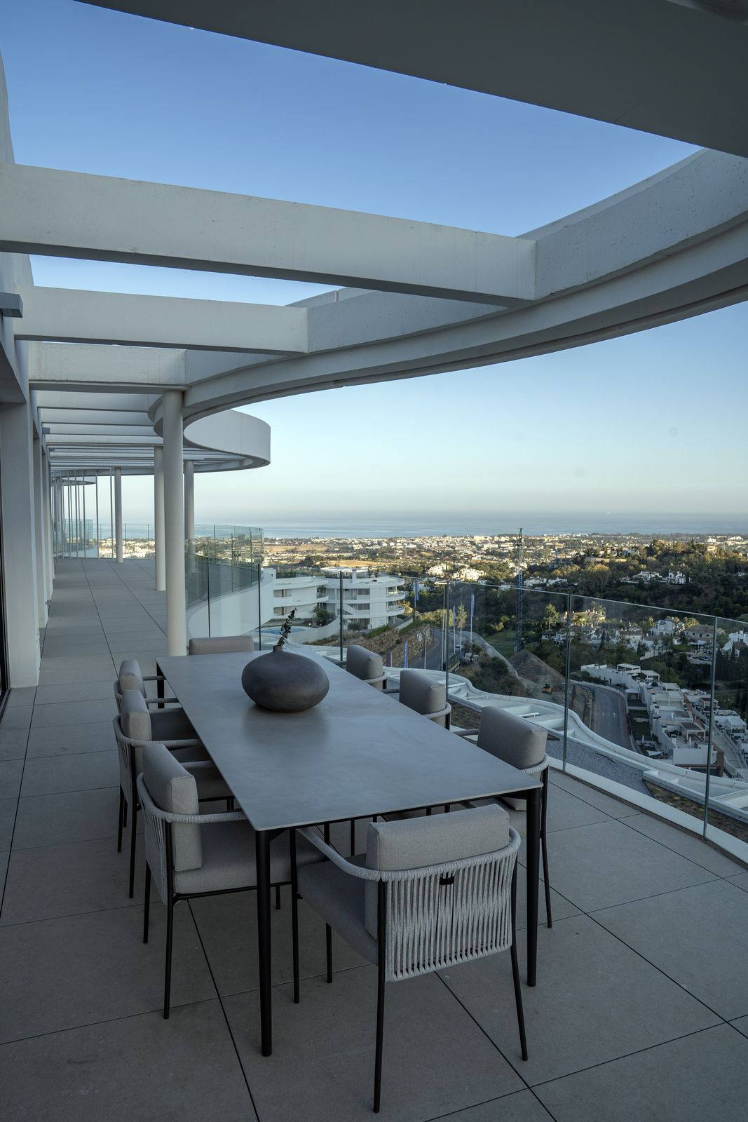 4 Bedroom Penthouse in Benahavís - Foto 46