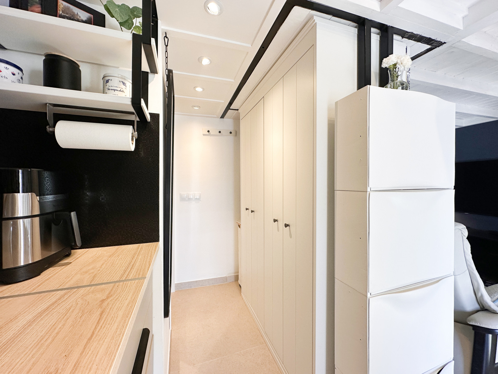 1 Bedroom Apartment in Estepona - Photo 8