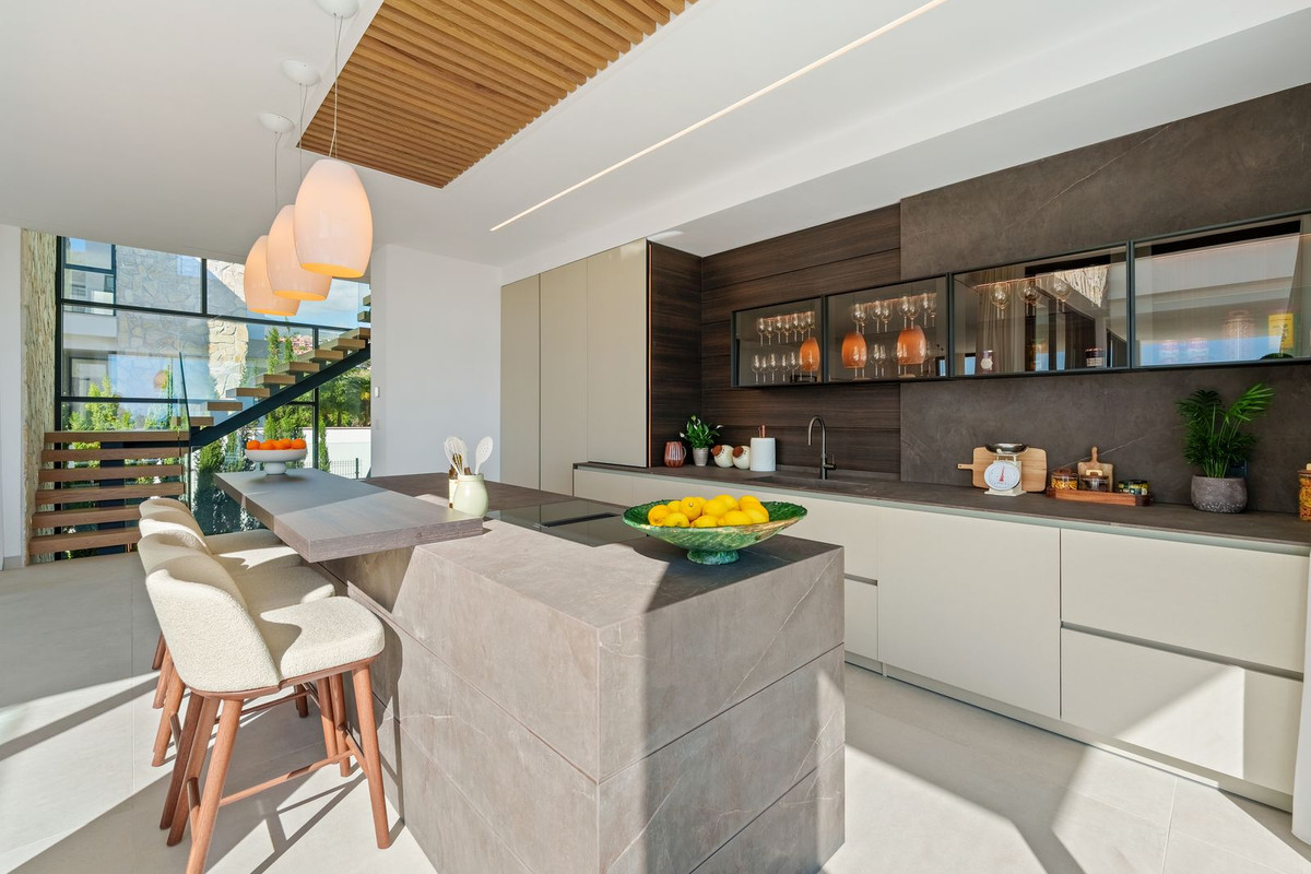 5 Bedroom Villa in Benahavís - Foto 33