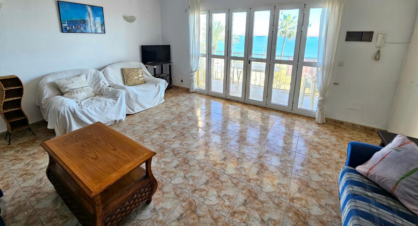 3 Bedroom Apartment in Fuengirola - Photo 7