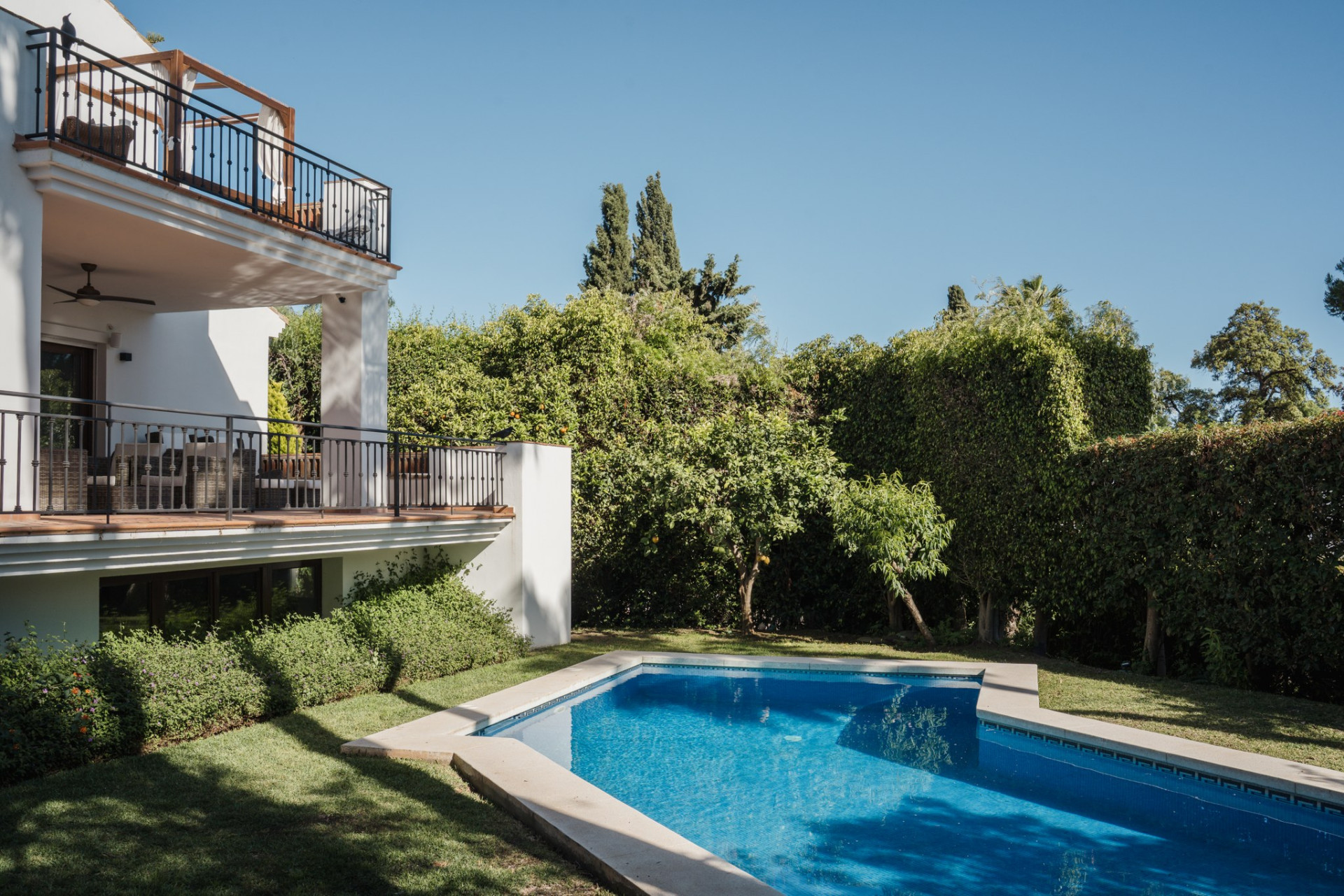 4 Bedroom Villa in Marbella - Photo 18