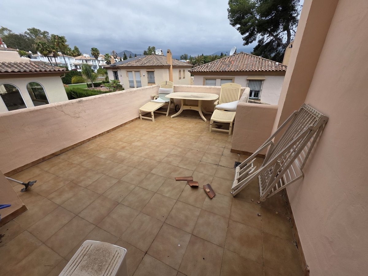 3 Bedroom Villa in San Pedro de Alcántara - Photo 22