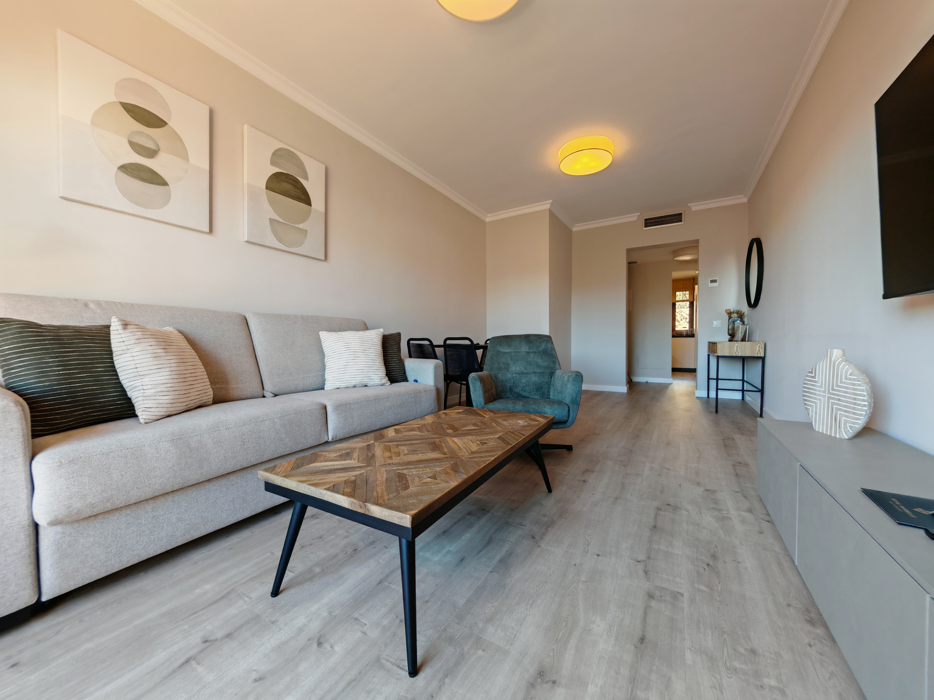 2 Bedroom Apartment in Benahavís - Foto 4