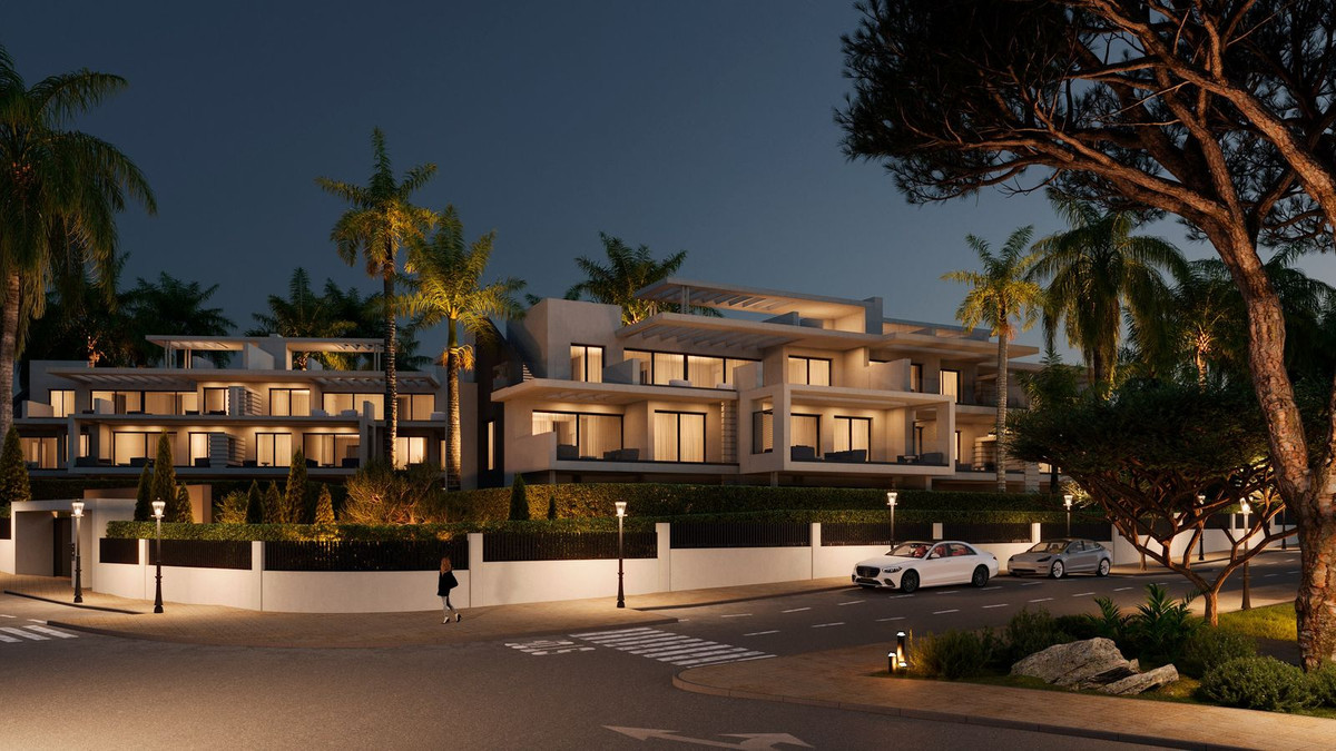 2 Bedroom Apartment in Estepona - Photo 21