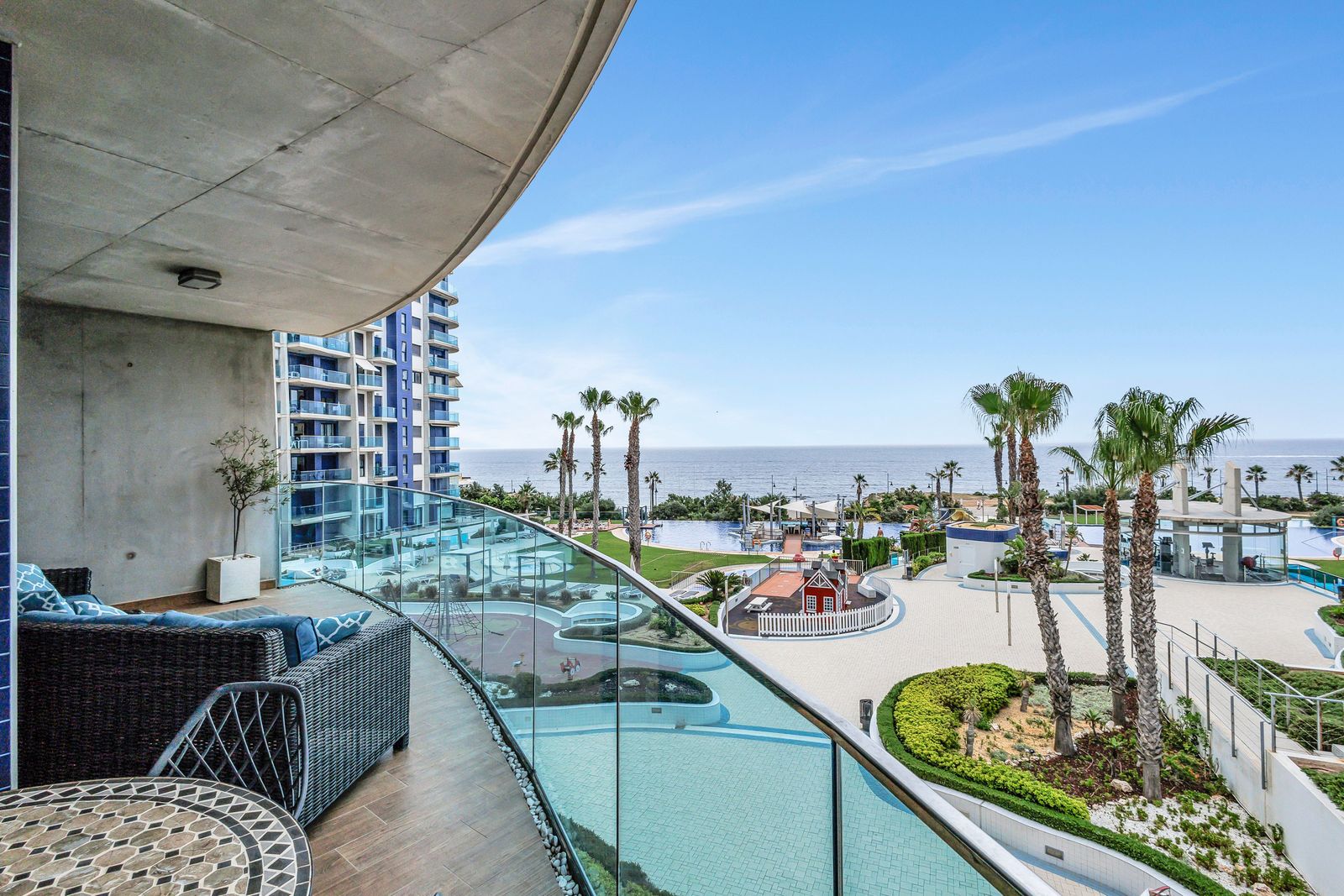 Apartamento com 3 quartos com vista mar em Alicante, Espanha – Foto 1