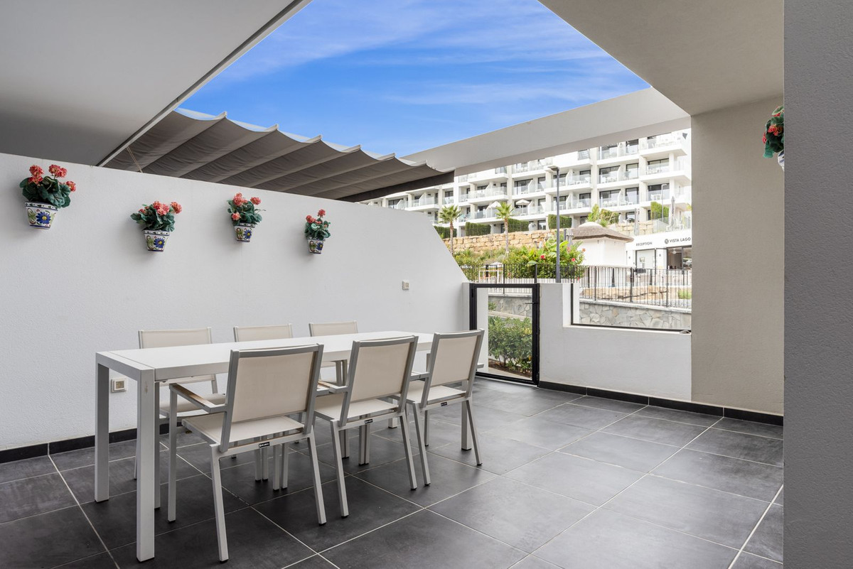 2 Bedroom Apartment in Mijas - Photo 20