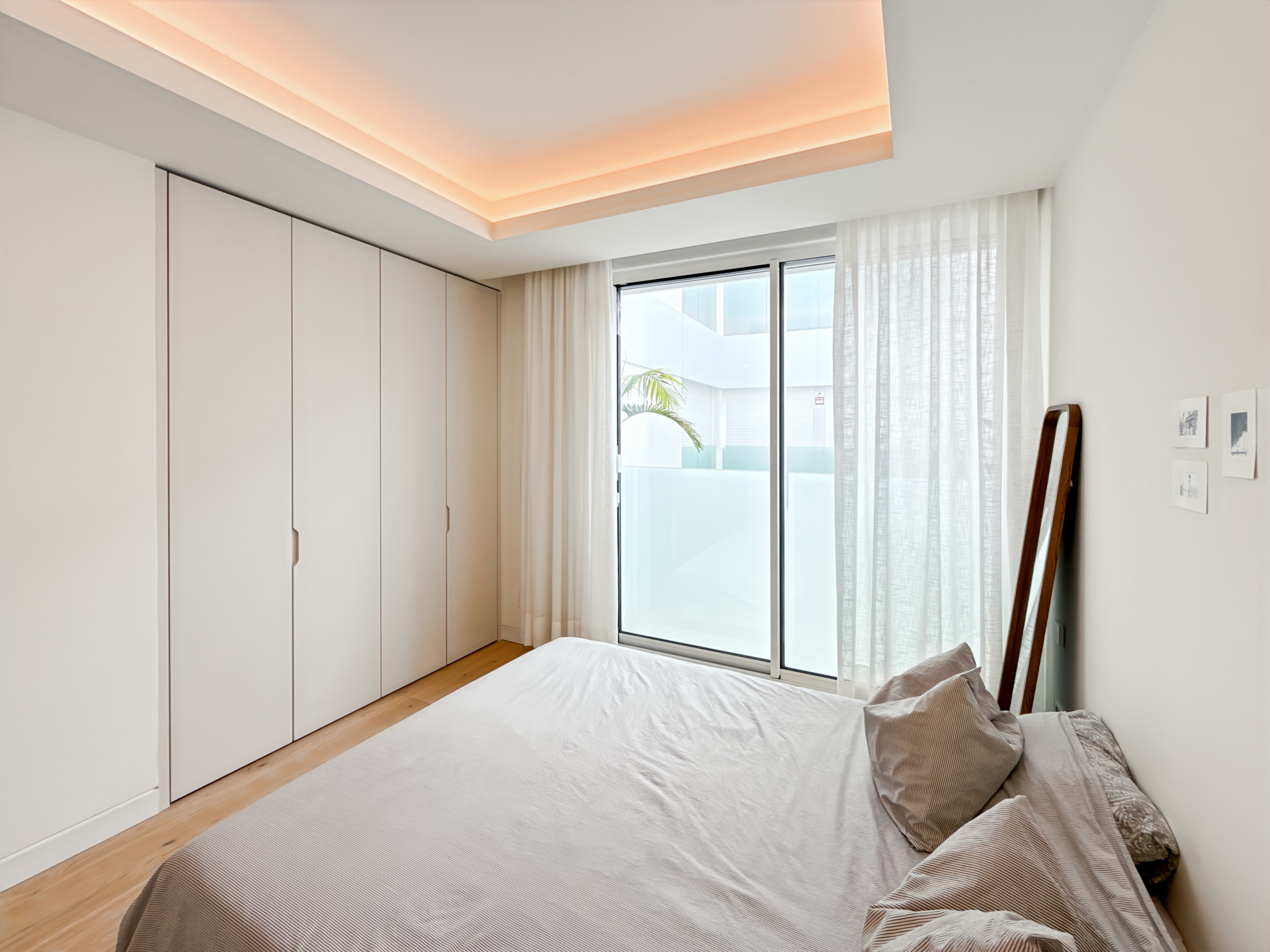 2 Bedroom Apartment in Estepona - Photo 30