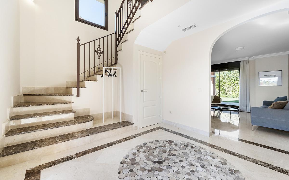 3 Bedroom Villa in Estepona - Photo 8