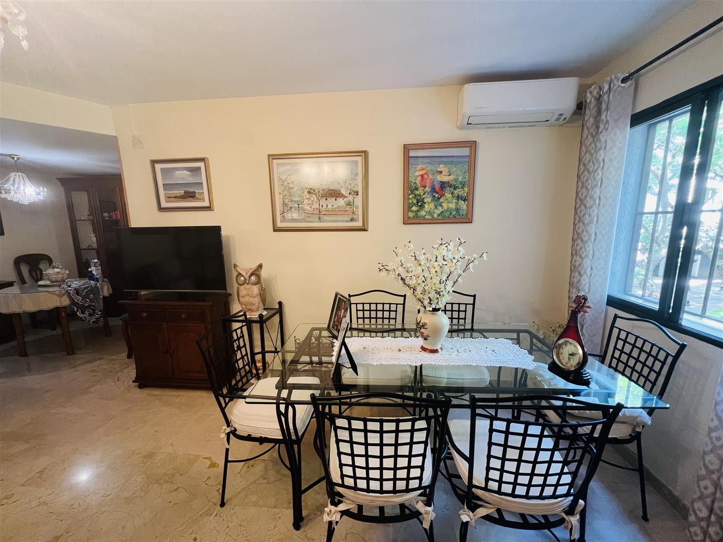 2 Bedroom Apartment in Marbella - Photo 9