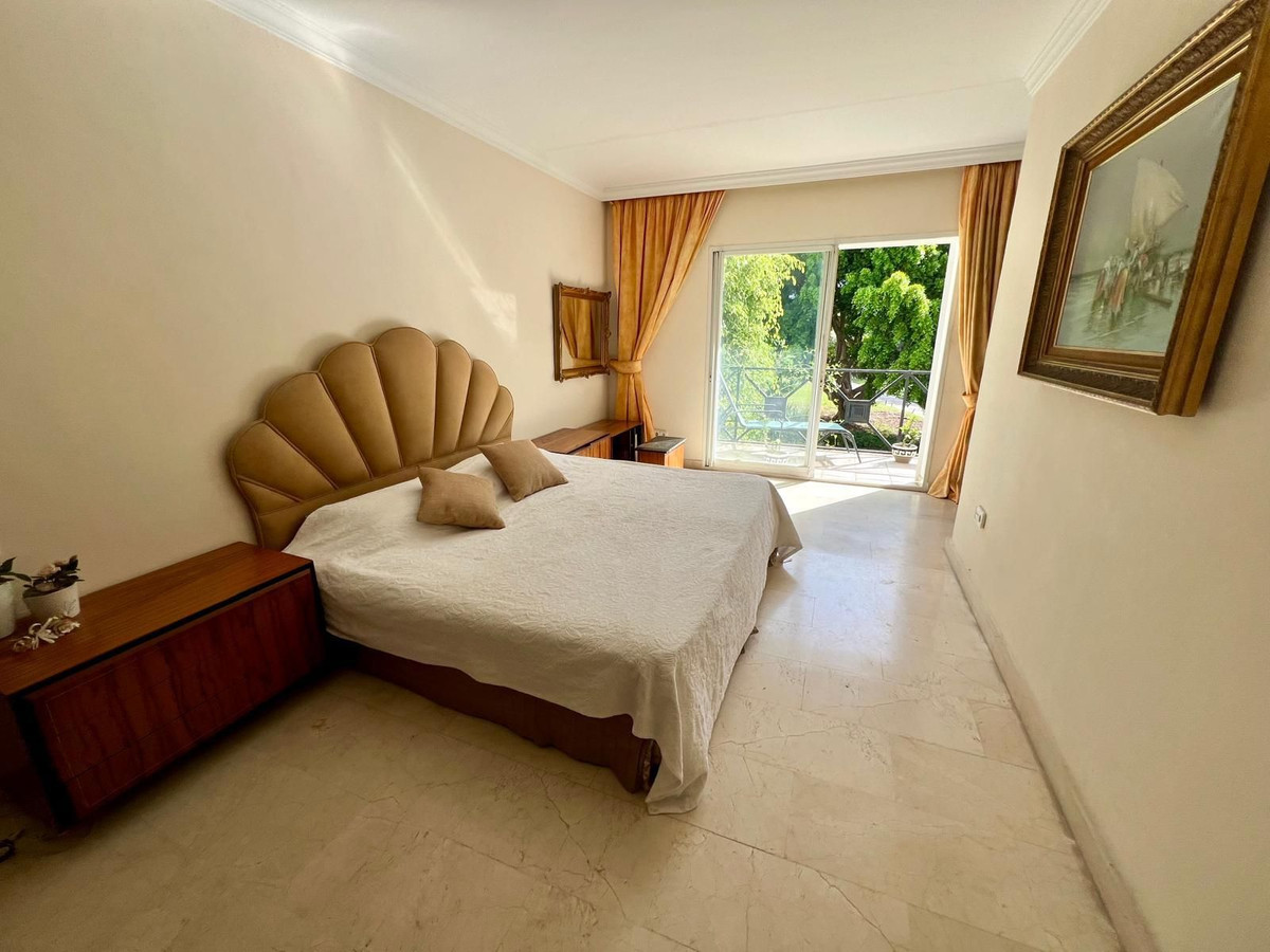 4 Bedroom Villa in Benahavís - Foto 5