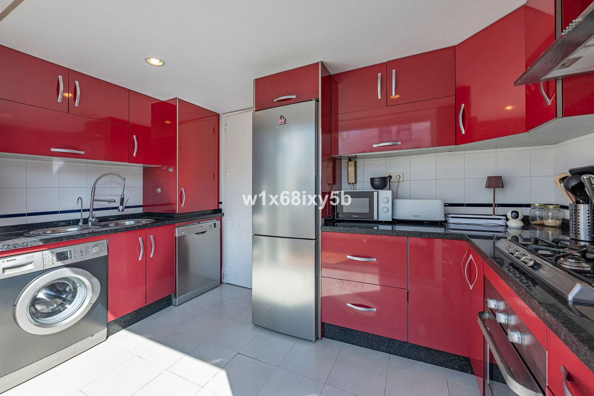 3 Bedroom Townhouse in Estepona - Фото 12