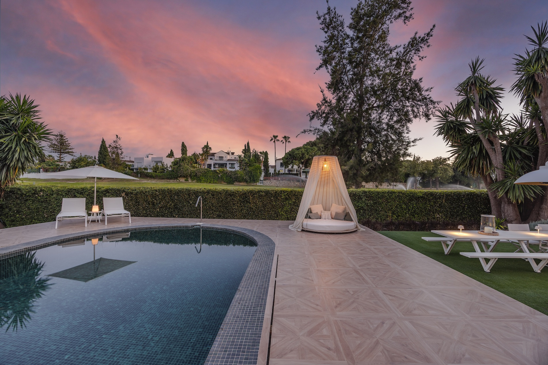 5 Bedroom Villa in San Pedro de Alcántara - Photo 42