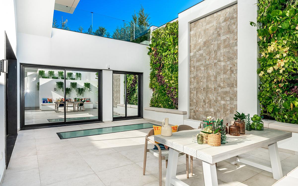 5 Bedroom Villa in Marbella - Photo 13