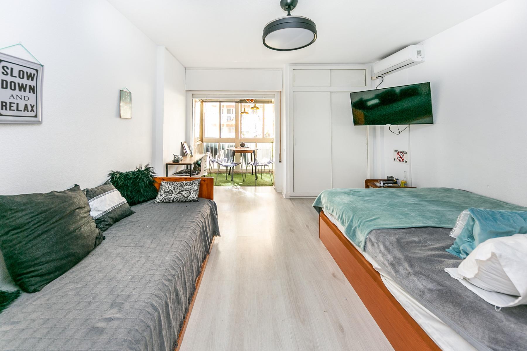 1 Bedroom Apartment in Benalmádena - Photo 8