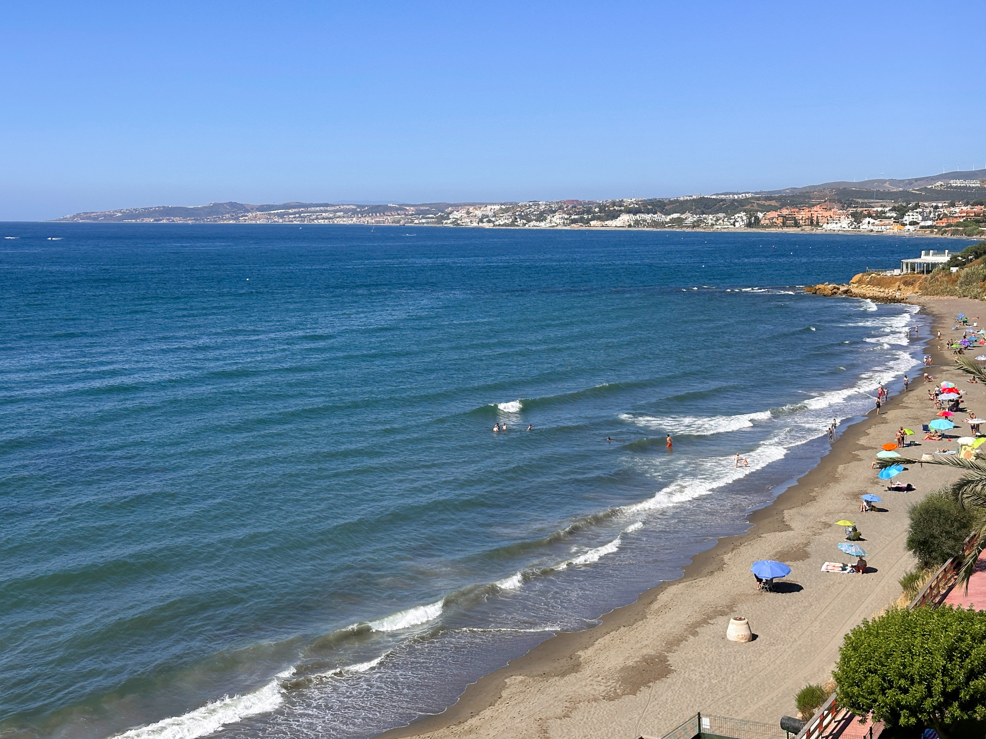 2 Bedroom Apartment in Estepona - Photo 13