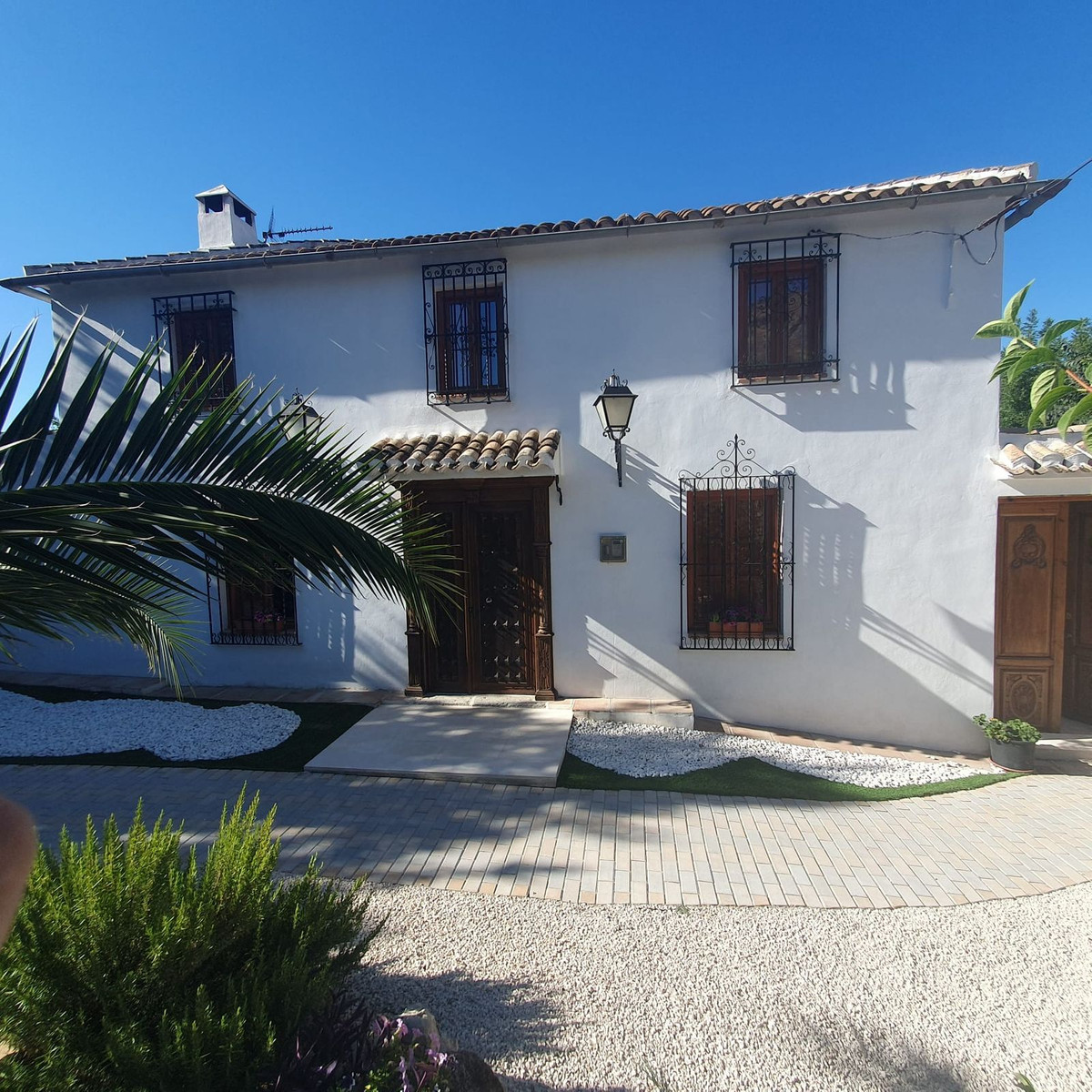 Chalet de 4 dormitorios en Granada – Foto 1