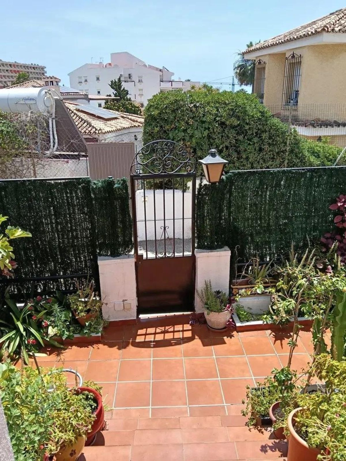 3 Bedroom Townhouse in Torremolinos - Photo 6