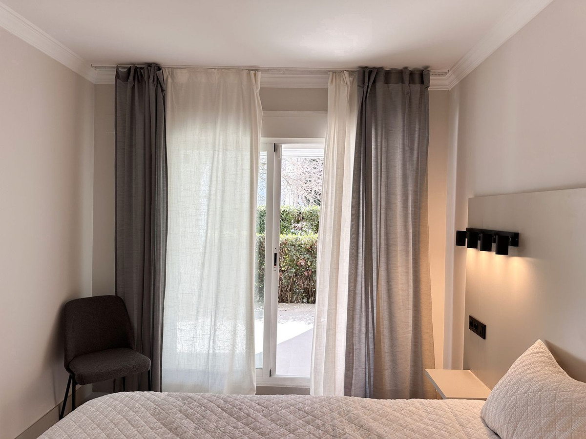 3 Bedroom Apartment in San Pedro de Alcántara - Photo 9
