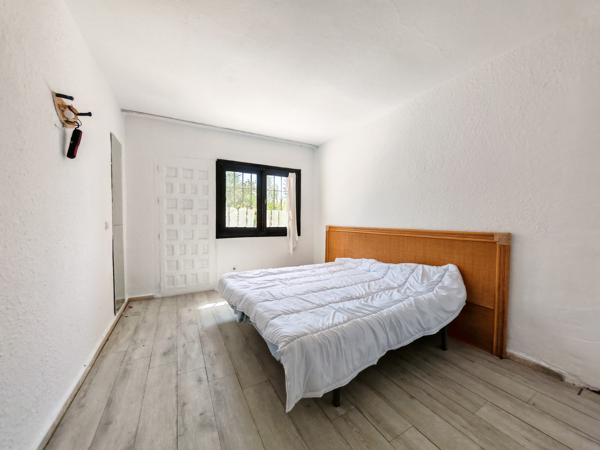 2 Bedroom Villa in Estepona - Photo 11