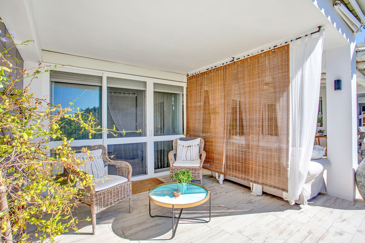 6 Bedroom Villa in Marbella - Photo 65