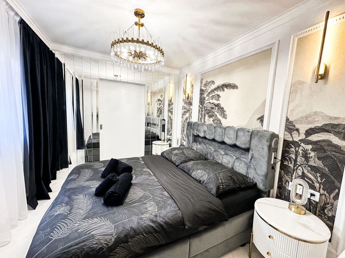 2 Bedroom Apartment in Marbella - Photo 16