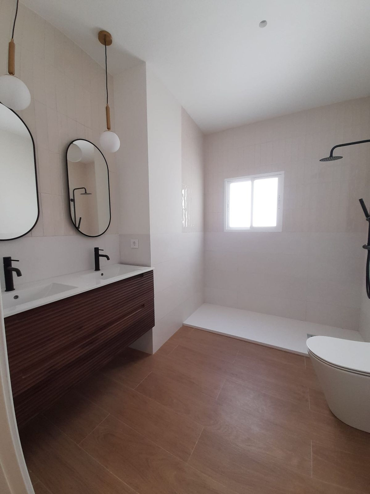 3 Bedroom Apartment in Málaga - Photo 12