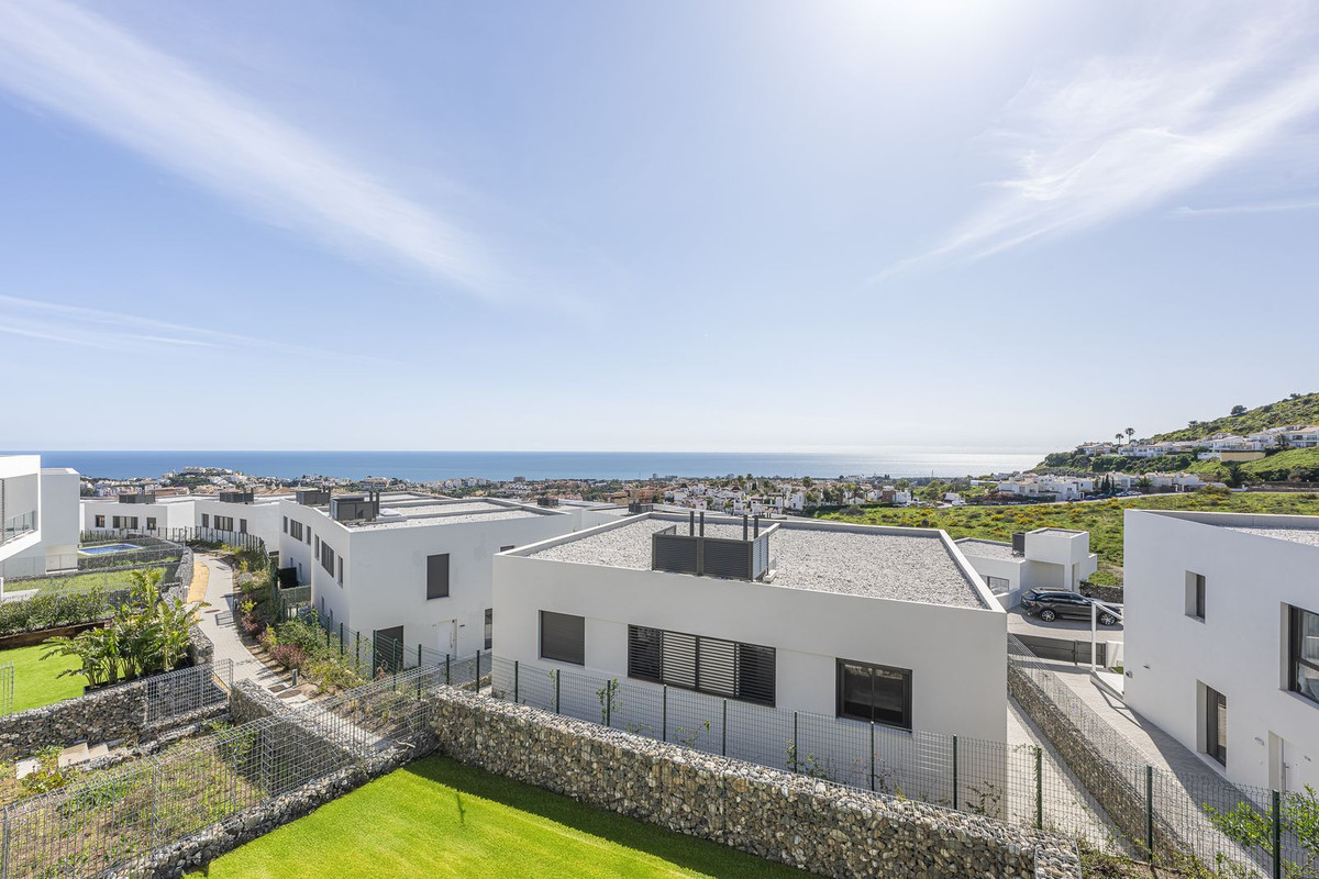 3 Bedroom Townhouse in Mijas - Photo 33