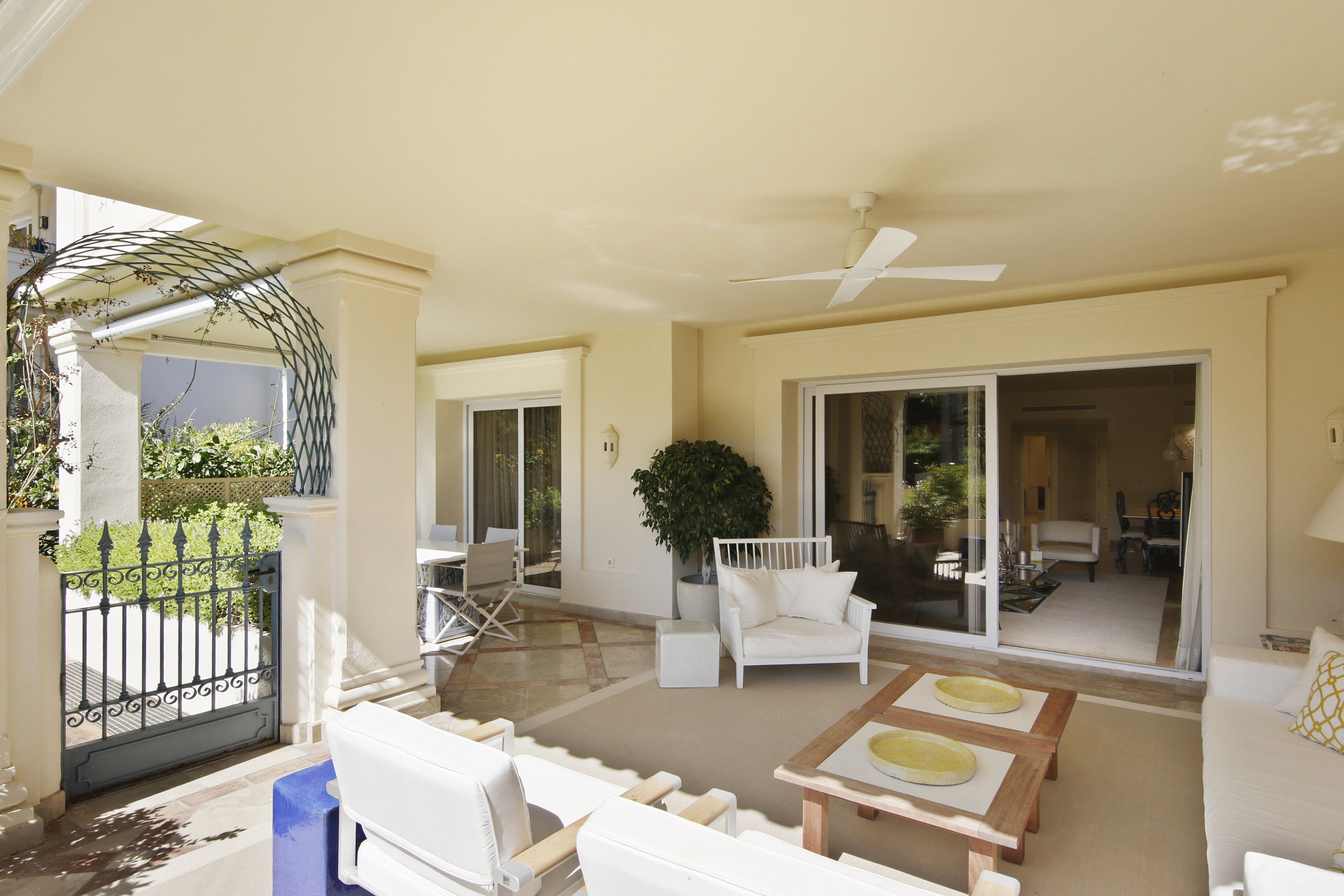 3 Bedroom Apartment in Marbella - Photo 13