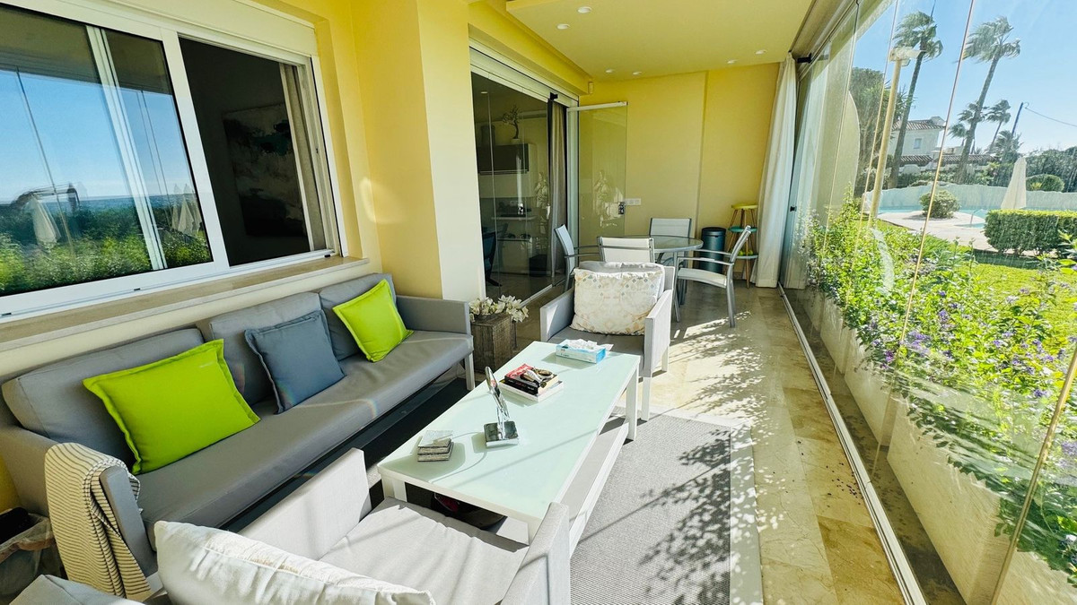 2 Bedroom Apartment in Marbella - Photo 6