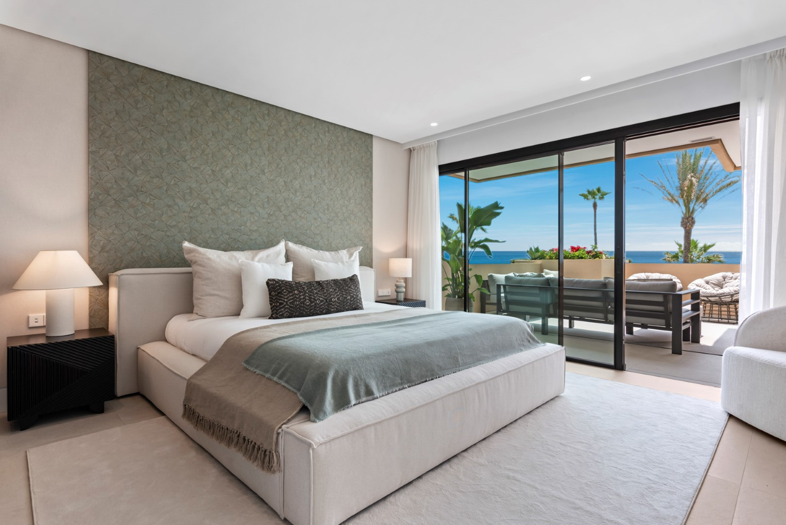 3 Bedroom Apartment in Estepona - Photo 31
