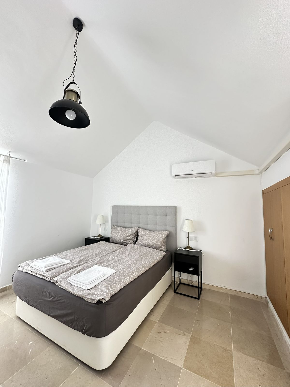 Bedrijfsruimte in Málaga, Spanje – Foto 8