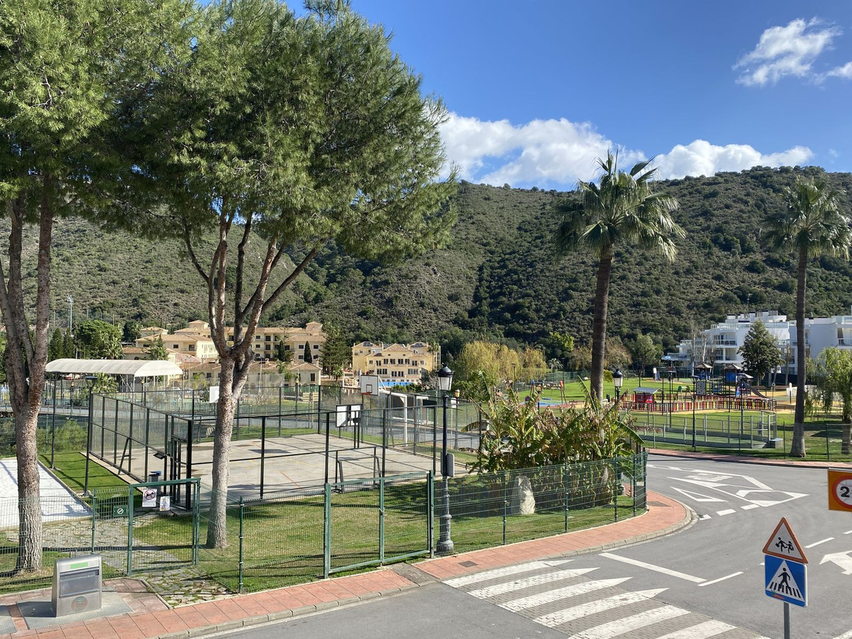 3 Bedroom Apartment in Benahavís - Foto 28