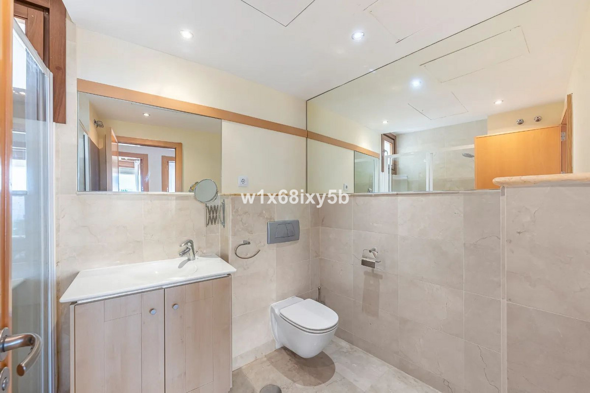 3 Bedroom Apartment in Marbella - Фото 20