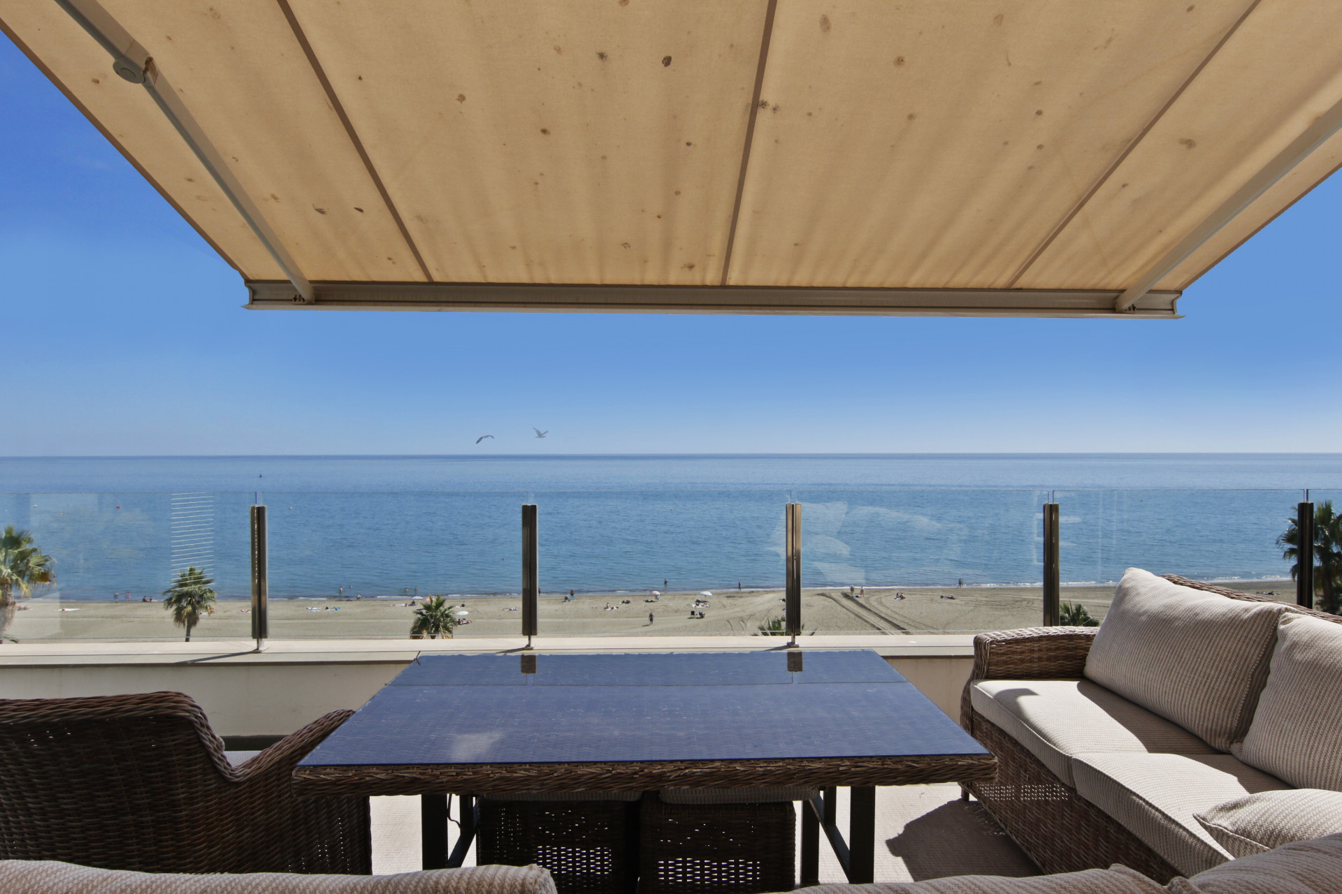 3 Bedroom Penthouse in Estepona - Photo 20