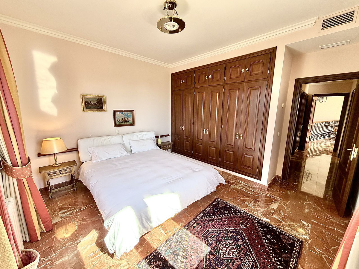 5 Bedroom Villa in Marbella - Foto 36