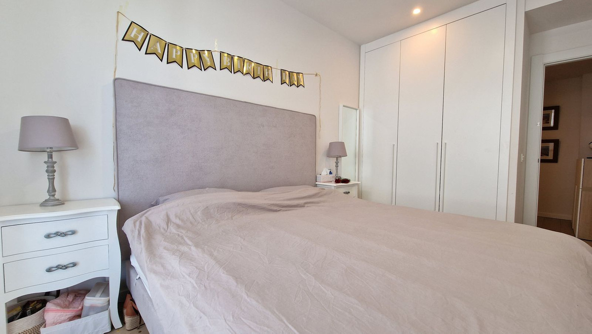 3 Bedroom Apartment in Marbella - Photo 18