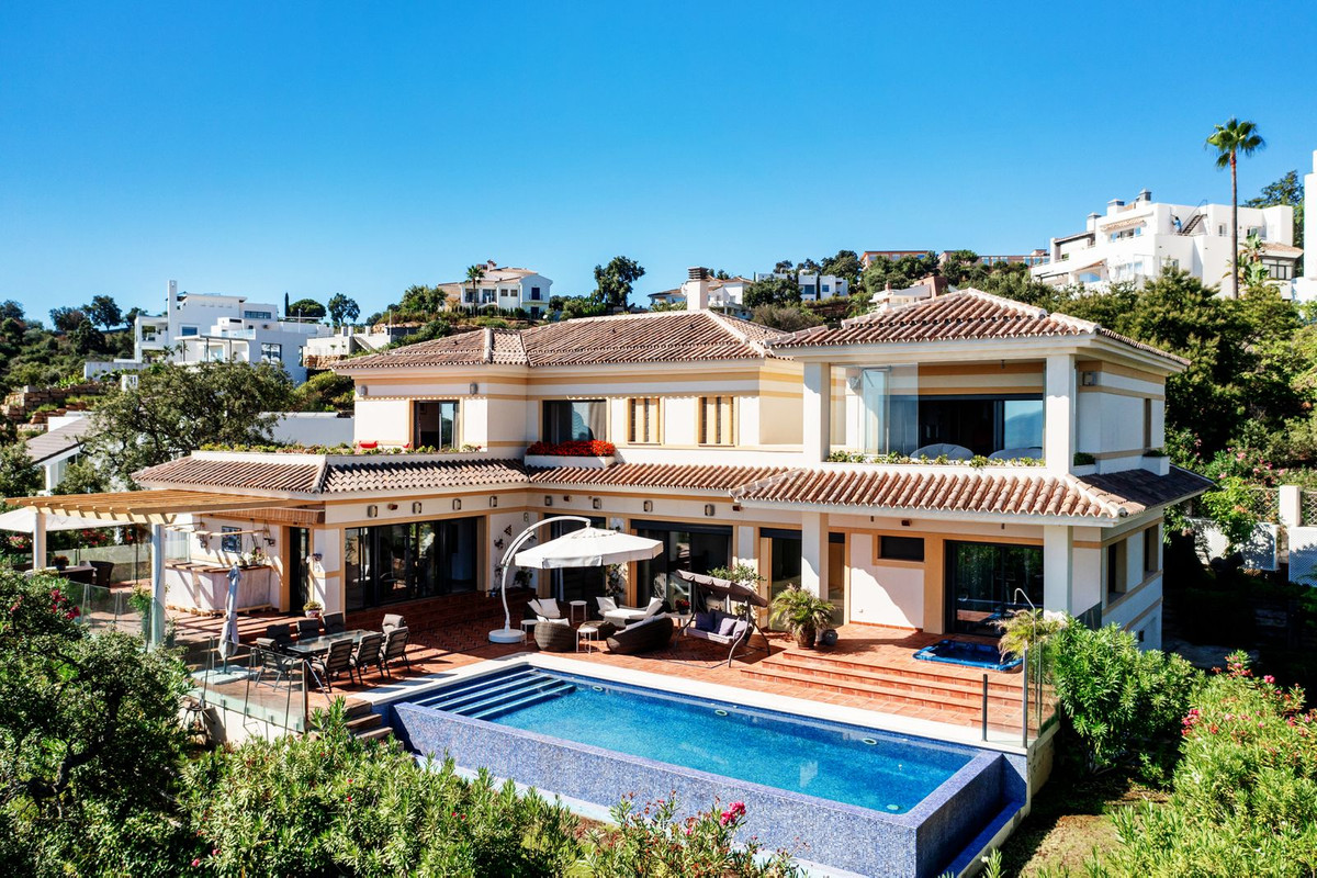 6 Bedroom Villa in Marbella