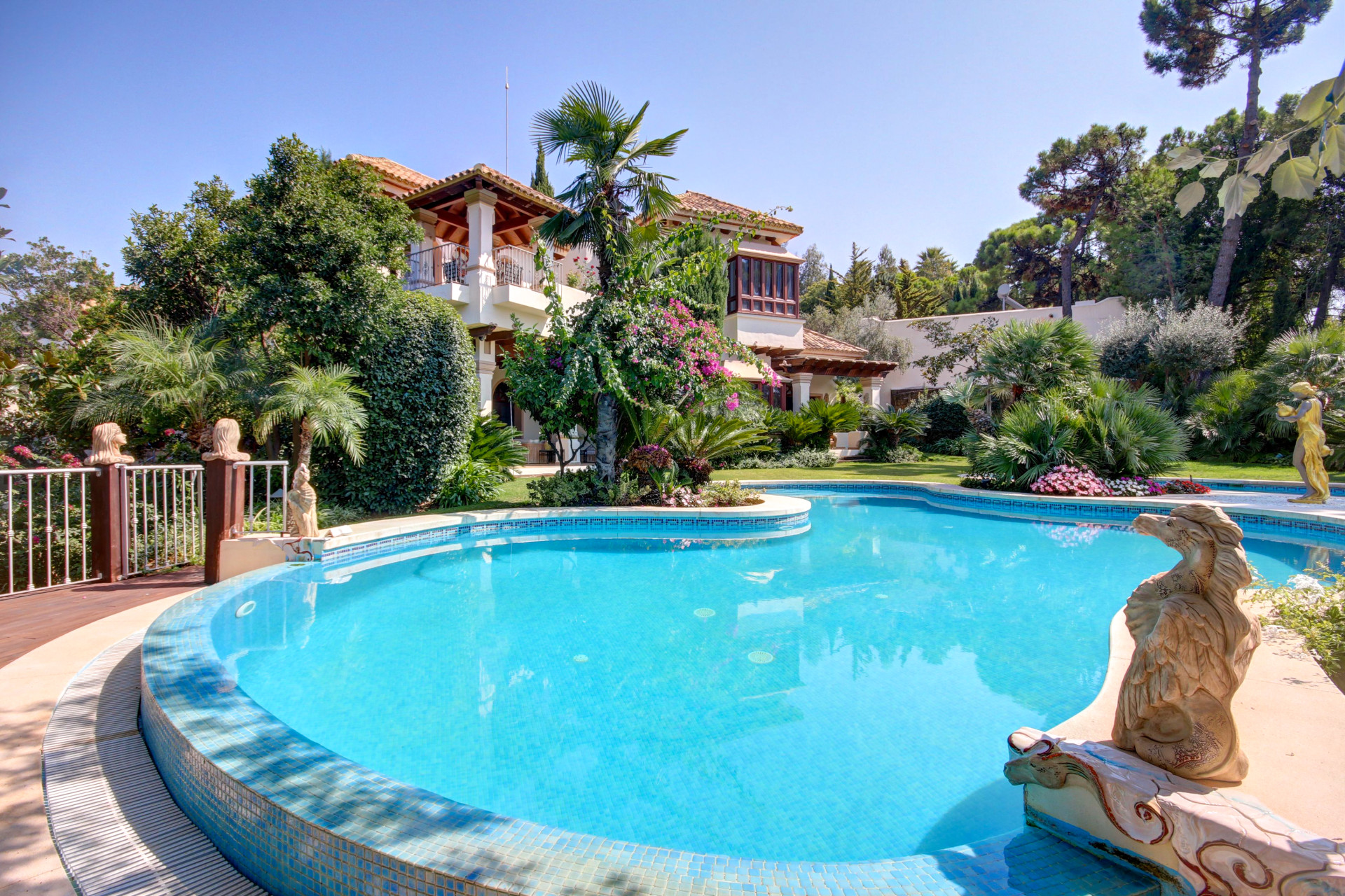 7 Bedroom Villa in Benahavís - Foto 13