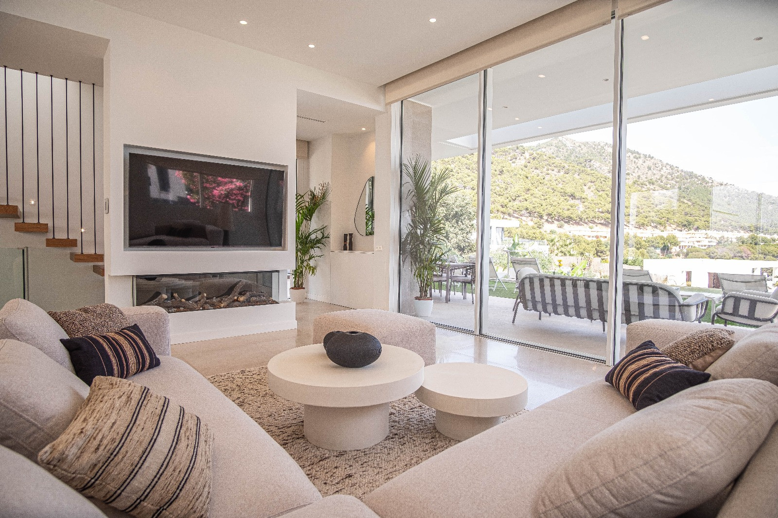 6 Bedroom Villa in Mijas - Photo 10