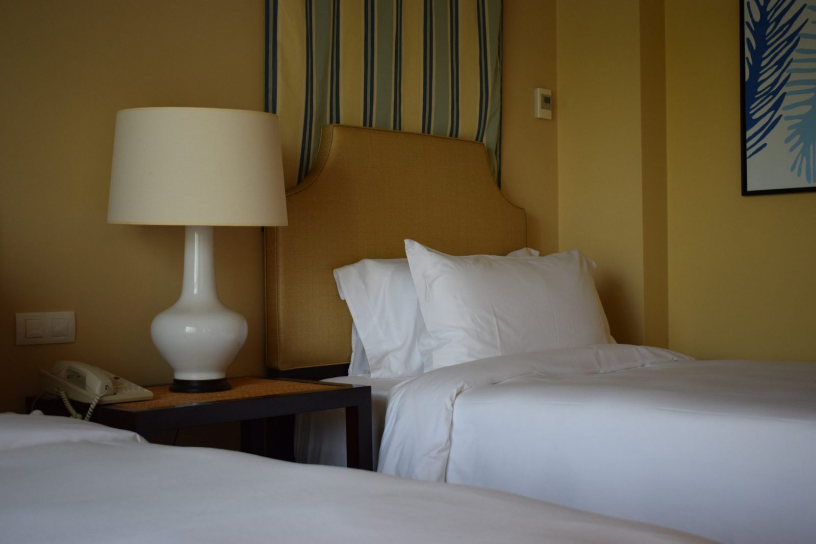 2-bedroom apartment with pool in Spain – Photo 27