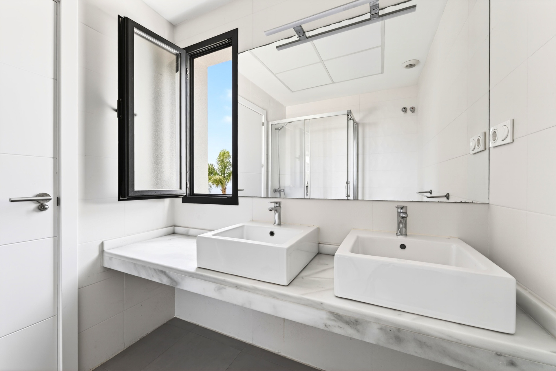 4 Bedroom Villa in Málaga - Photo 30