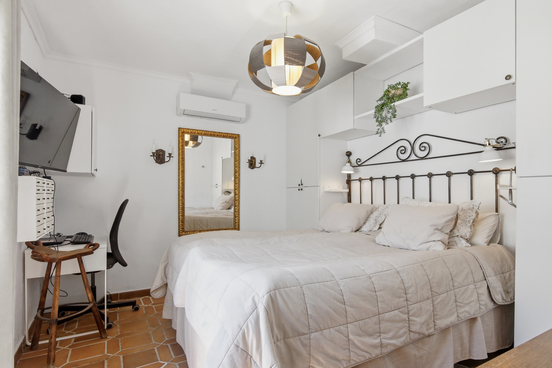 1 Bedroom Townhouse in Estepona - Photo 8