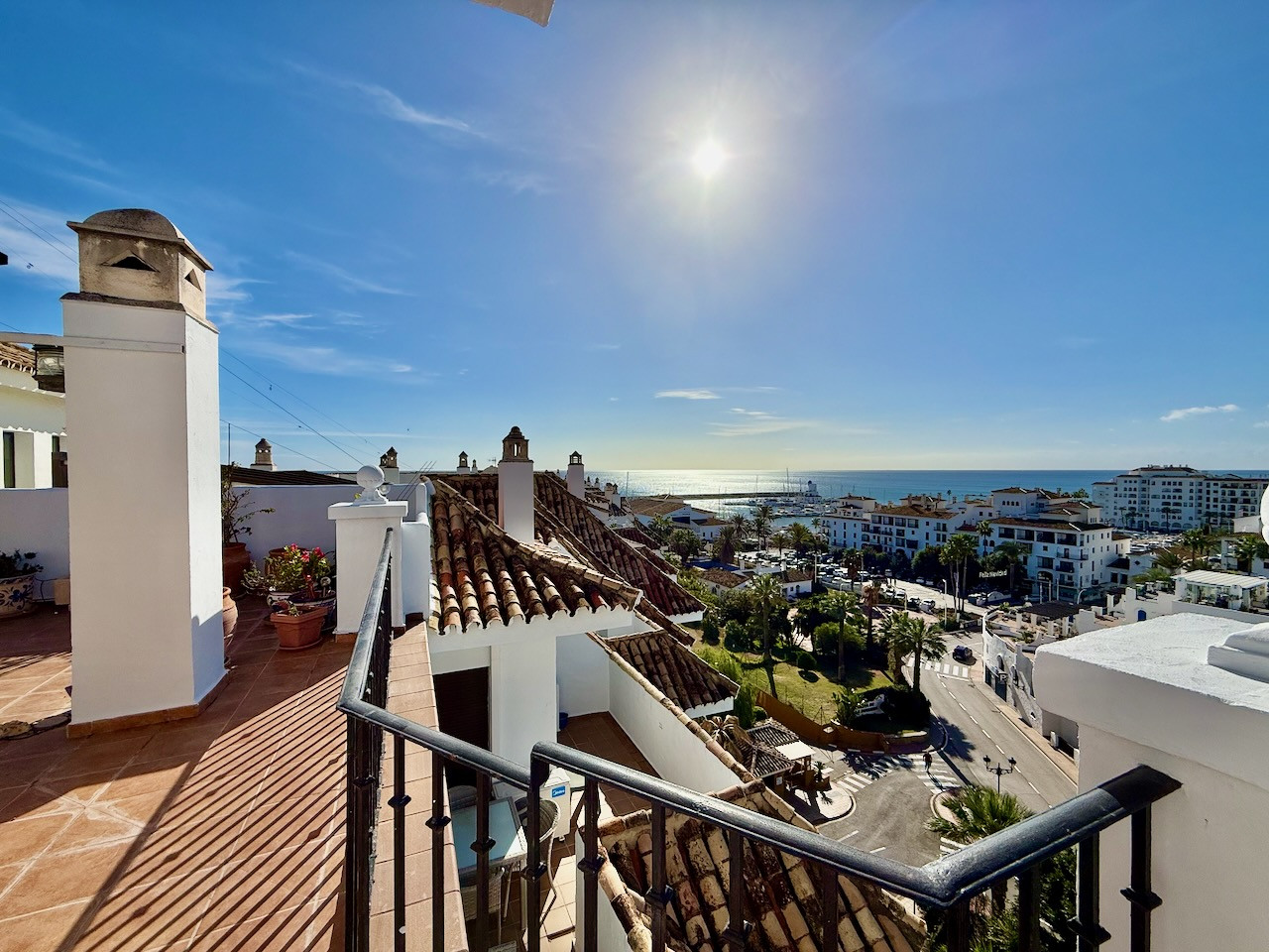 3 Bedroom Penthouse in La Duquesa - Photo 30