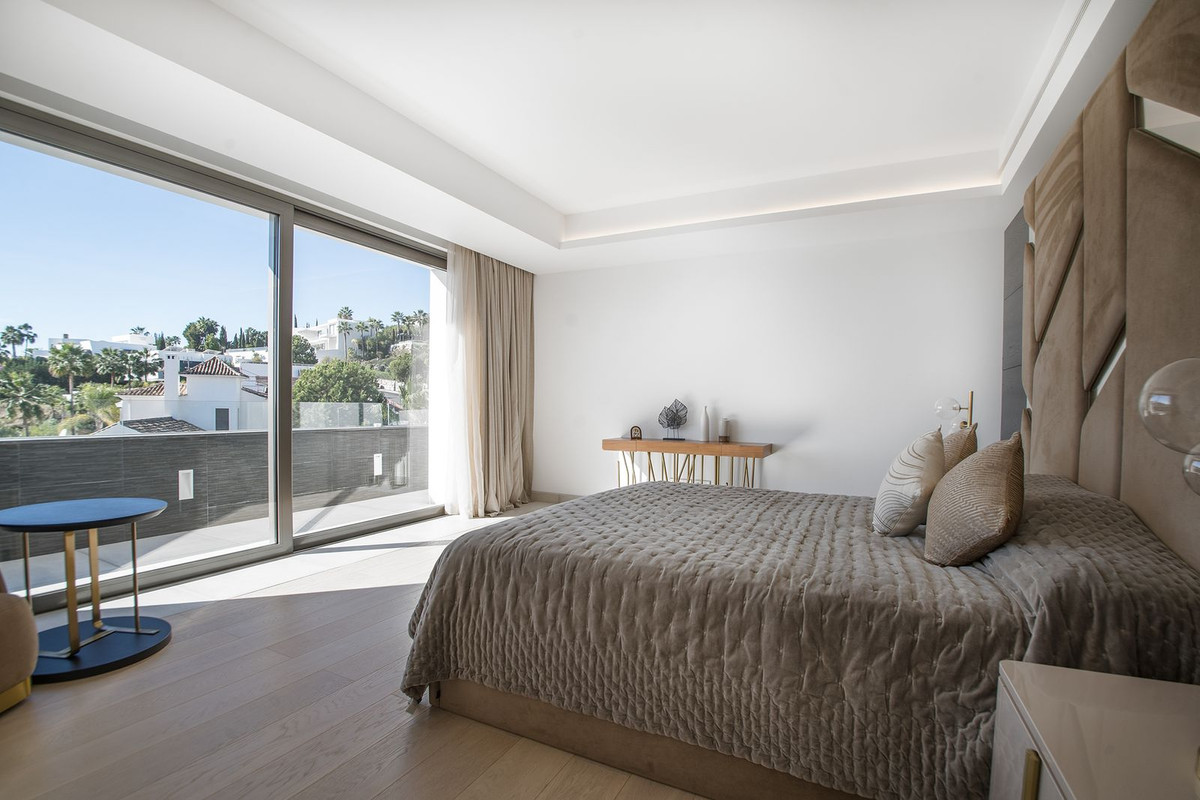 5 Bedroom Villa in Benahavís - Foto 30