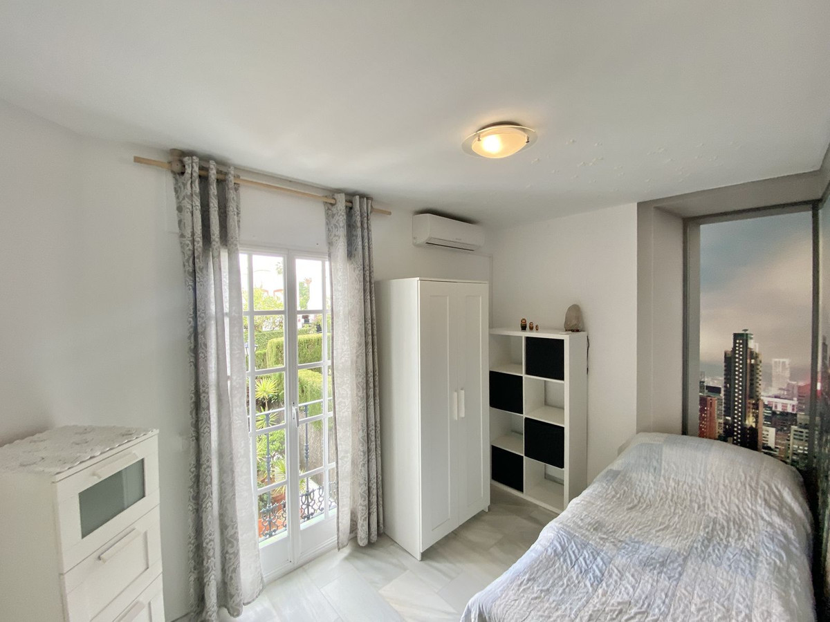 3 Bedroom Villa in Estepona - Photo 12