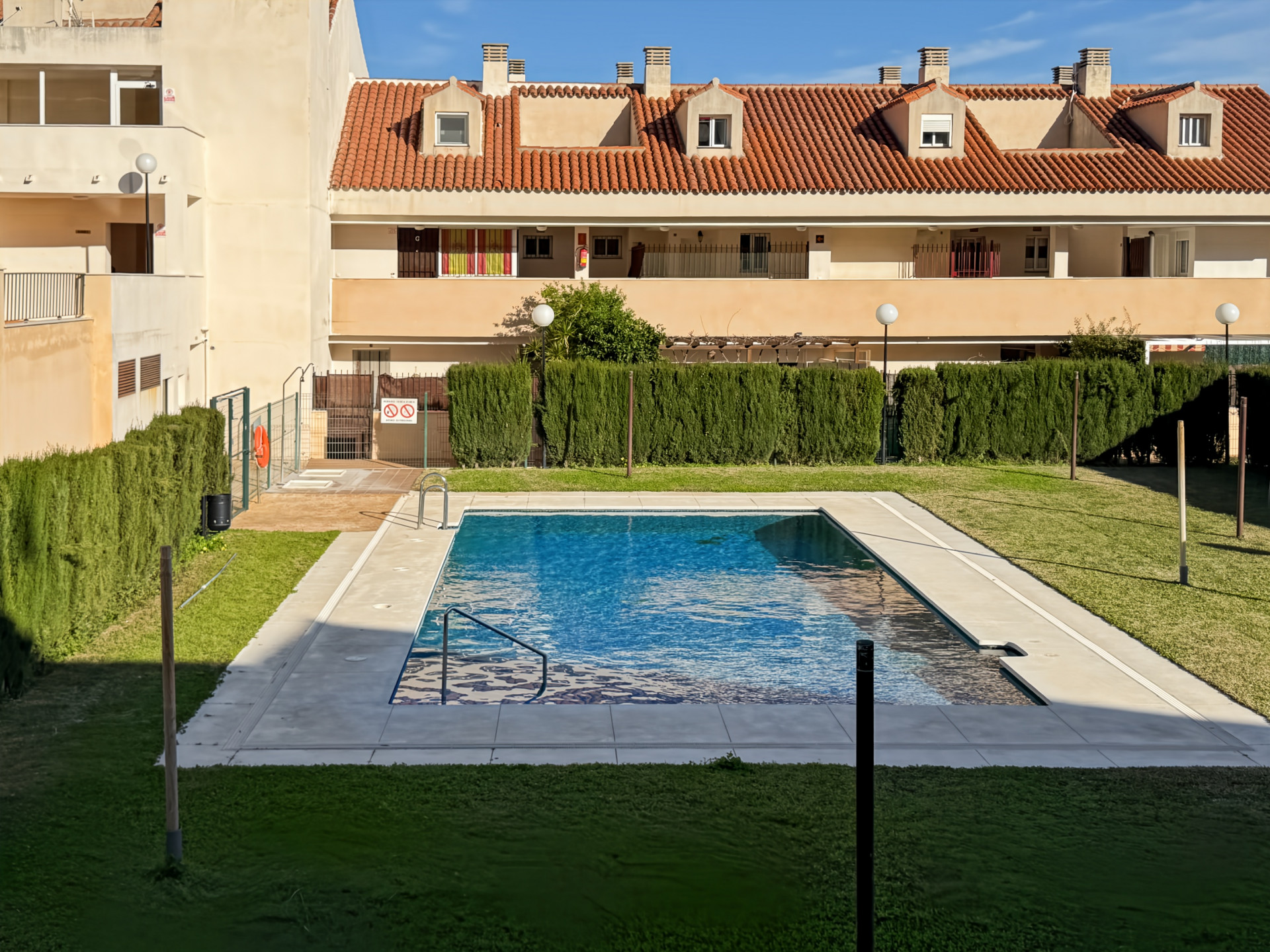 4 Bedroom Penthouse in Benalmádena - Photo 25