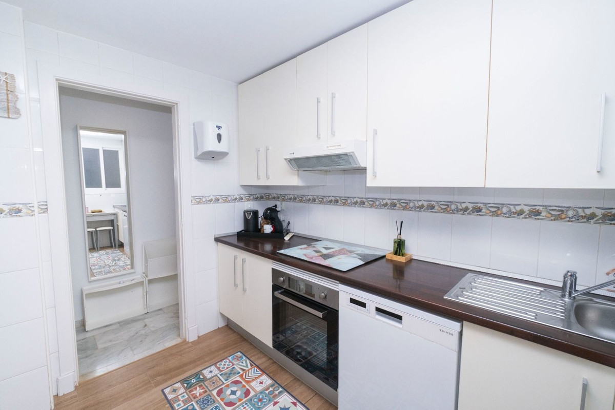 3 Bedroom Apartment in Casares - Photo 9