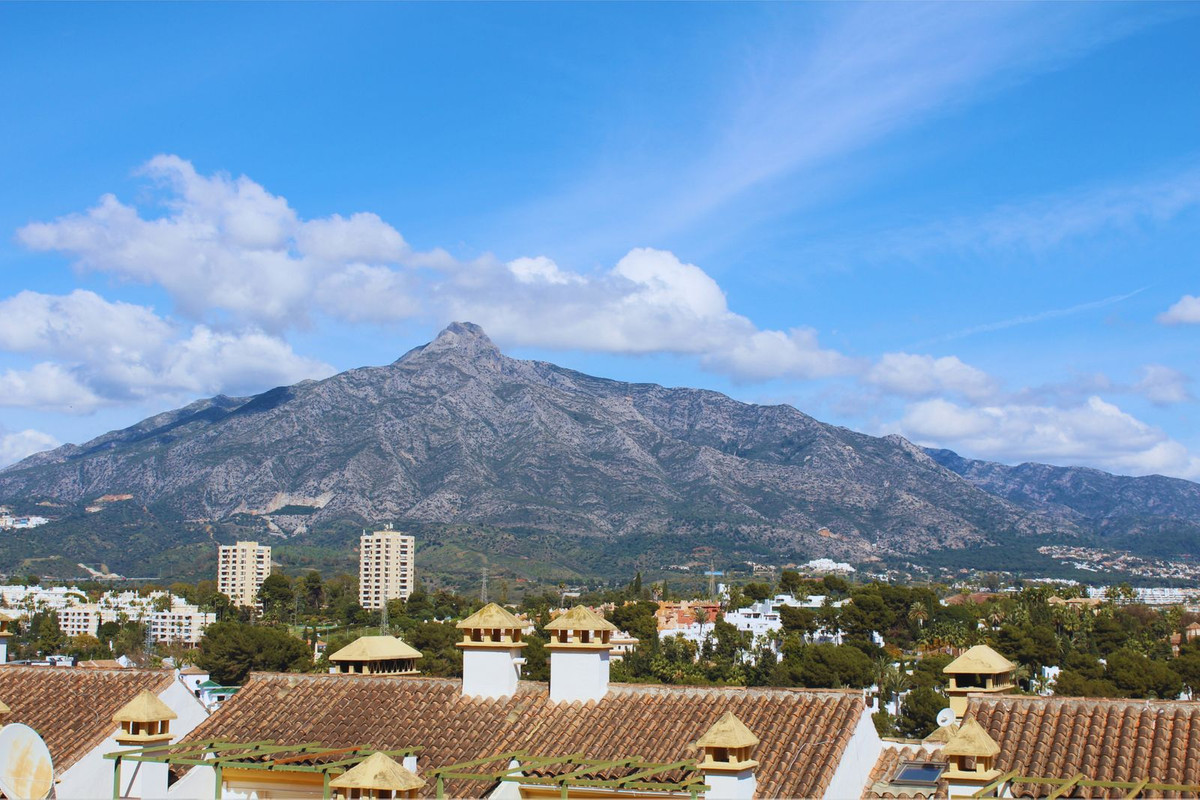 3 Bedroom Apartment in Marbella - Photo 15