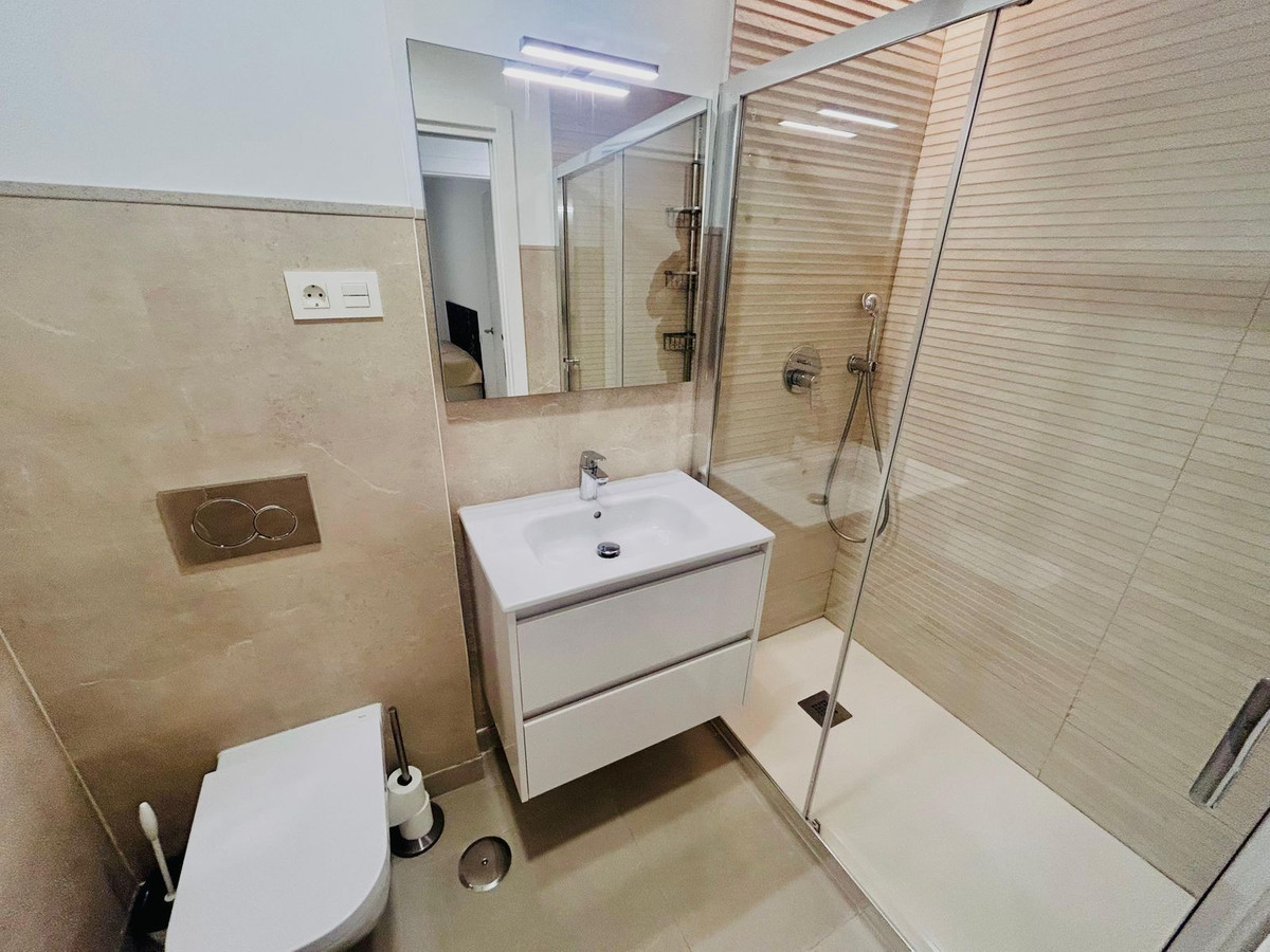 Apartamento com 2 quartos com vista mar em Málaga, Espanha – Foto 14